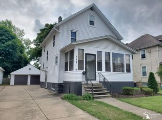 719 Custer St, Monroe, MI 48161