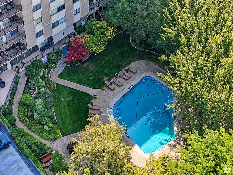 875 S Donner Way #710 — Photo 14