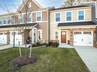 12704 Prestonfield Dr, Chester, VA 23836