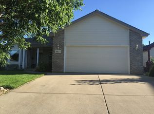 3921 Ridgeway Ct, Fort Collins, CO 80526