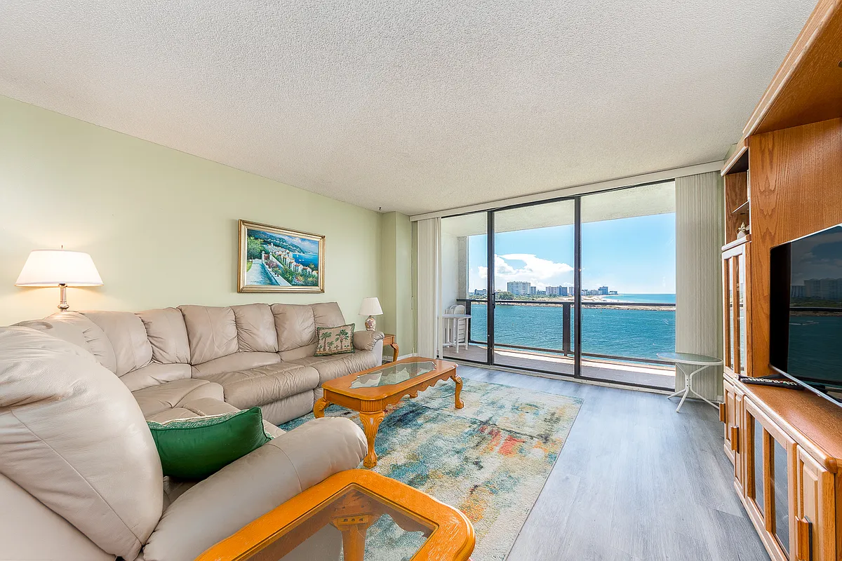 Building Photo - 450 S Gulfview Blvd #807S