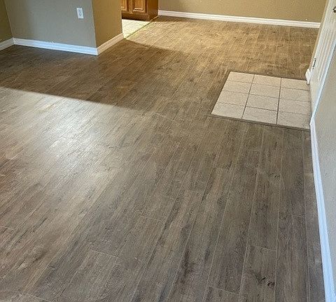 4th image of 6151 Metrowest Blvd #105-1