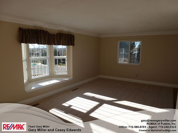 4th image of 1110 Candytuft Blvd