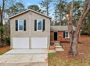 3723 Chimney Ridge Ct, Ellenwood, GA 30294