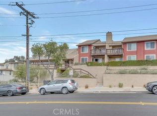 2655 E 21st St, Signal Hill, CA 90755