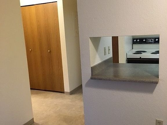 5th image of 1314 Spring St #202