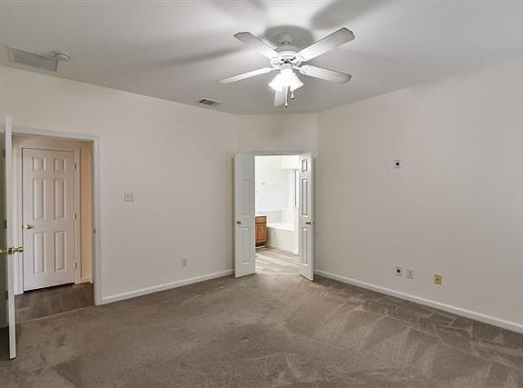 4th image of 901 Bayshore Dr