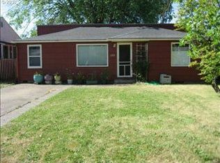 2365 F St, Springfield, OR 97477