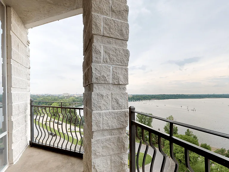 The Beach Club Residences — Photo 9