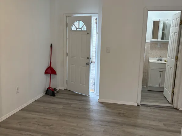 516 Main St, Lumberton, NJ 08048