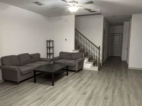 1125 Rusk Way, Lewisville, TX 75077