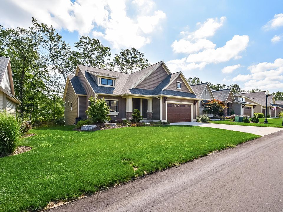 1st image of 4074 Maybeck Dr NE