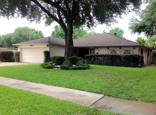 10126 Willmont Rd, La Porte, TX 77571
