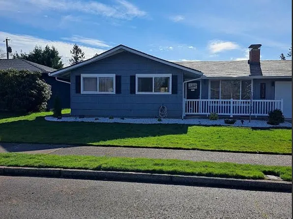 17126 SE Taylor St, Portland, OR 97233