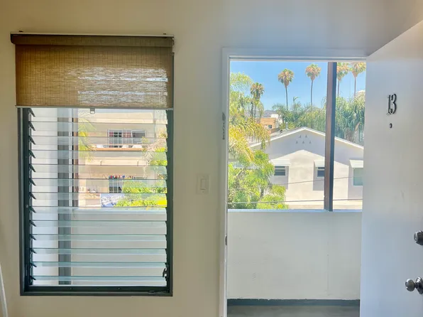 6100 Fountain Ave, Los Angeles, CA