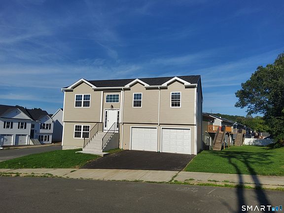 2nd image of 16 Kingsley Court