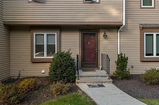 2nd image of 806 Lewis O Gray Dr