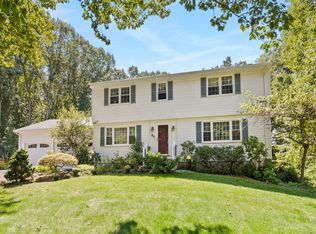80 Fairview Dr, South Windsor, CT 06074