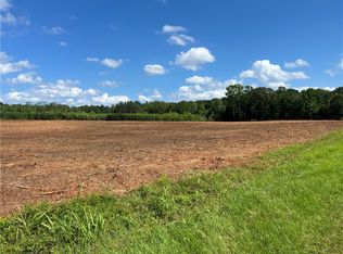 2 Pickens Dr, Pendleton, SC 29670