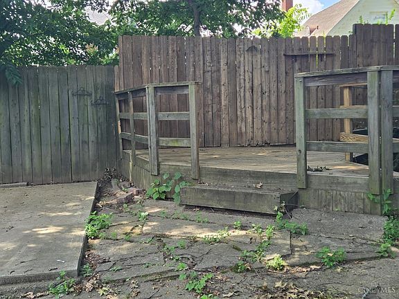 2nd image of 5005 Western Hills Ave