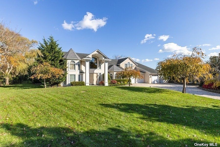 197 Blue Point Road, Oakdale, NY 11769 MLS 3474855 Zillow