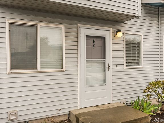 2nd image of 730 SE 8th Ave #101