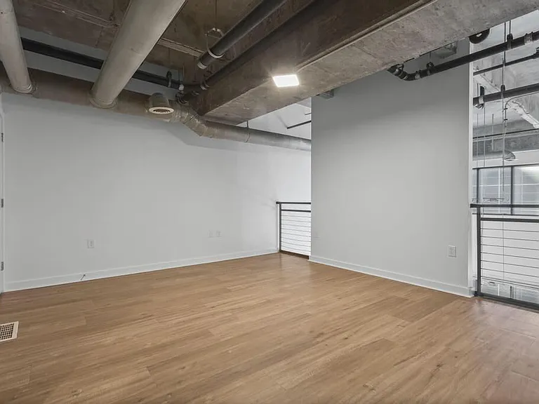 17th Street Lofts — Photo 18