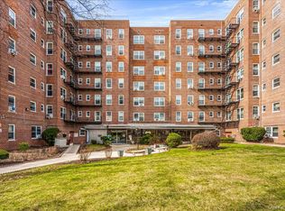 8450 169th Street #306, Jamaica, NY 11432