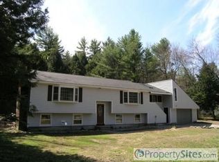 19 Brook Rd, Litchfield, NH 03052
