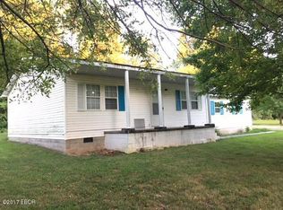 11232 McFarland Ln, Carbondale, IL 62901