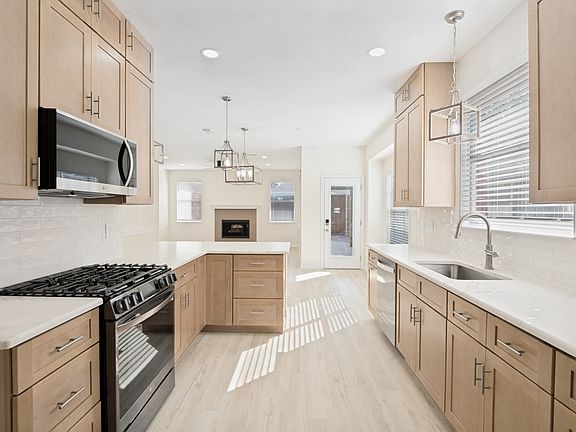 2nd image of 4520 Crooked Ridge Dr