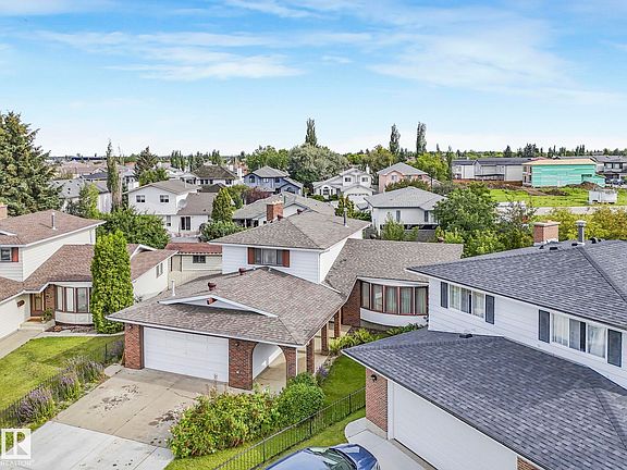 4th image of 10206 173a Ave NW