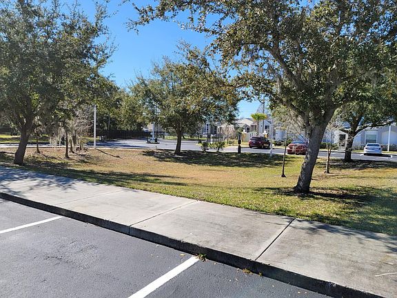 5th image of 2007 Claudia Ln