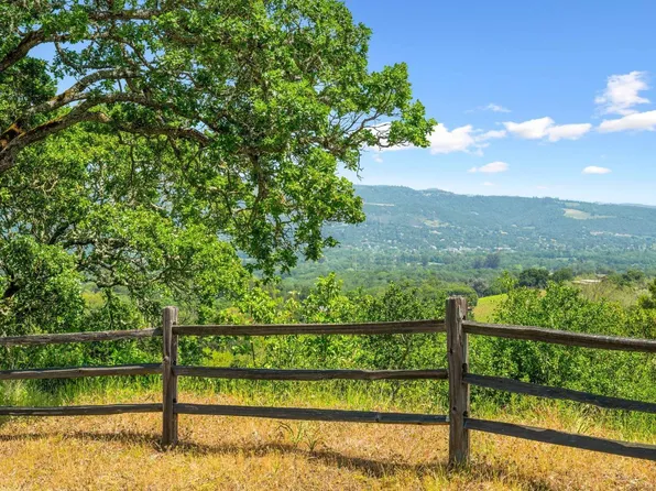 10 High Grove Lane, Sonoma, CA 95476