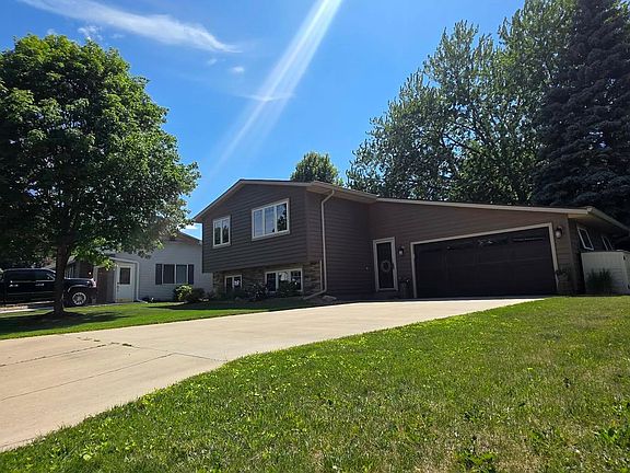 3rd image of 1609 Garfield Ave