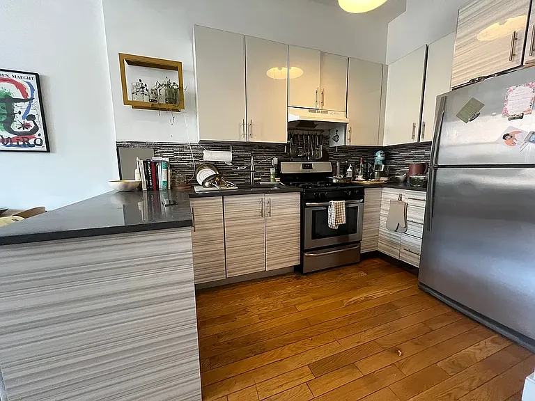 906A Lafayette Ave #2 — Photo 3