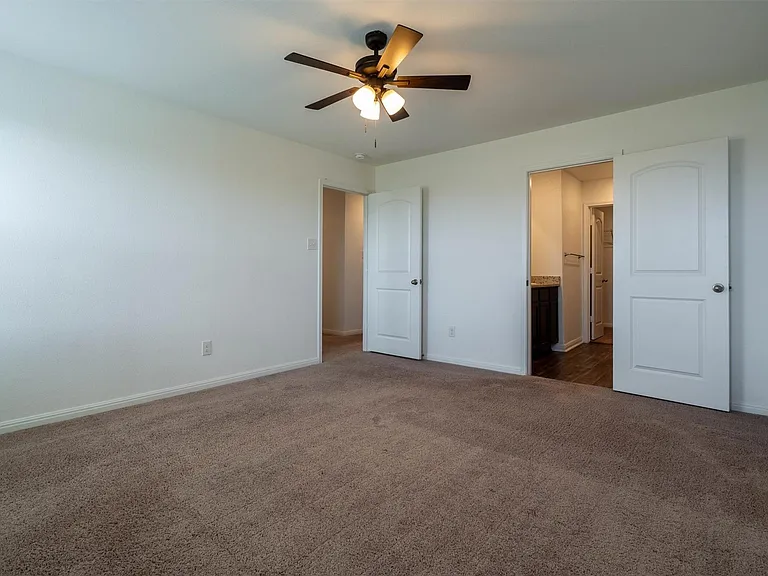 128 Maywood Ln — Photo 11