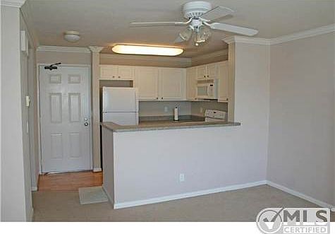 4th image of 8889 Caminito Plaza Centro #7407