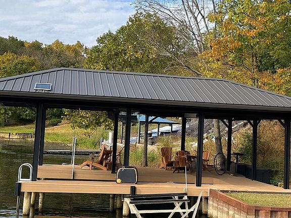 3rd image of 1381 Lake Wildwood Dr
