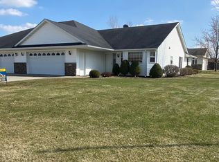 325 5th Cir SW, Blooming Prairie, MN 55917