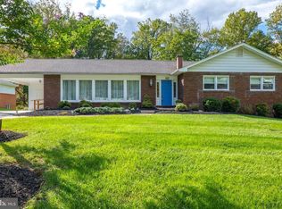 10 Windsong Ct, Pikesville, MD 21208