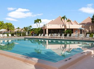 170 Turtle Lake Ct APT 201, Naples, FL 34105