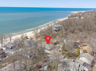 6700 Ratcliff Dr, Holland, MI 49423