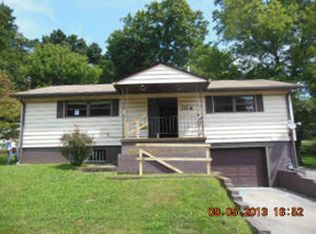 104 Ashland Ln, Oak Ridge, TN 37830