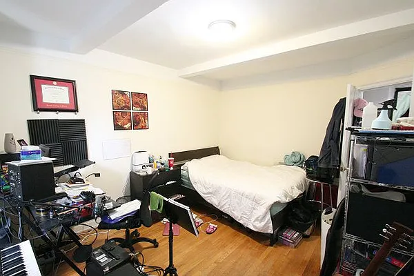 Rented by Green Home NY Realty LLC | media 12