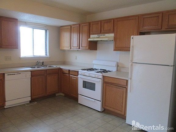 4th image of 6219 Hanna Ct