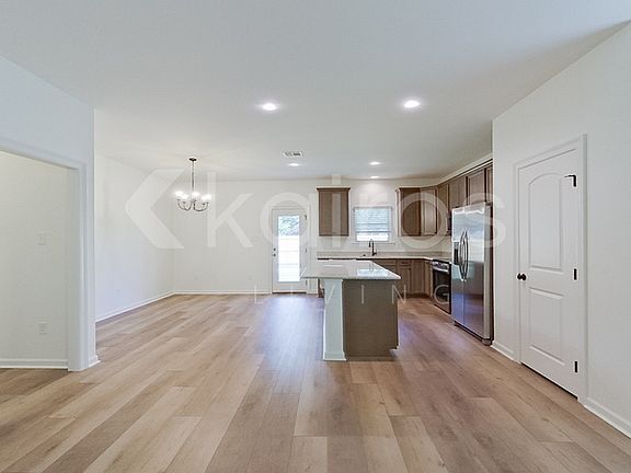 3rd image of 100 Acoustic Ln