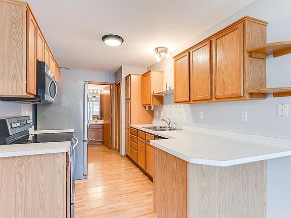 4th image of 14818 58th St N APT 1C