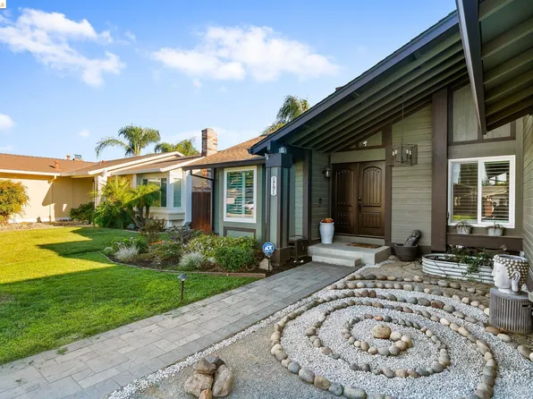 1791 Gamay Dr, Oakley, CA 94561