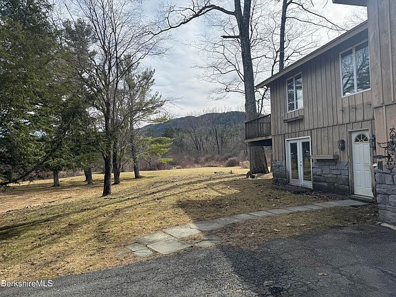 3rd image of 44 C Mount Washington Rd